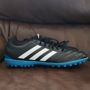 Adidas turf cleats / golf shoes